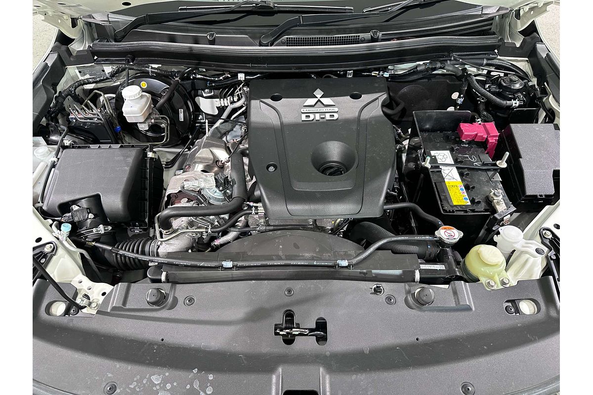 2021 Mitsubishi Triton GLX MR 4X4