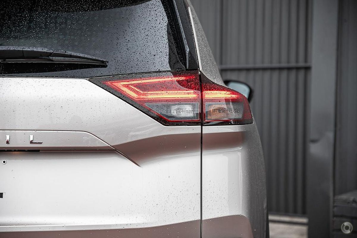 2024 Nissan X-TRAIL ST-L T33