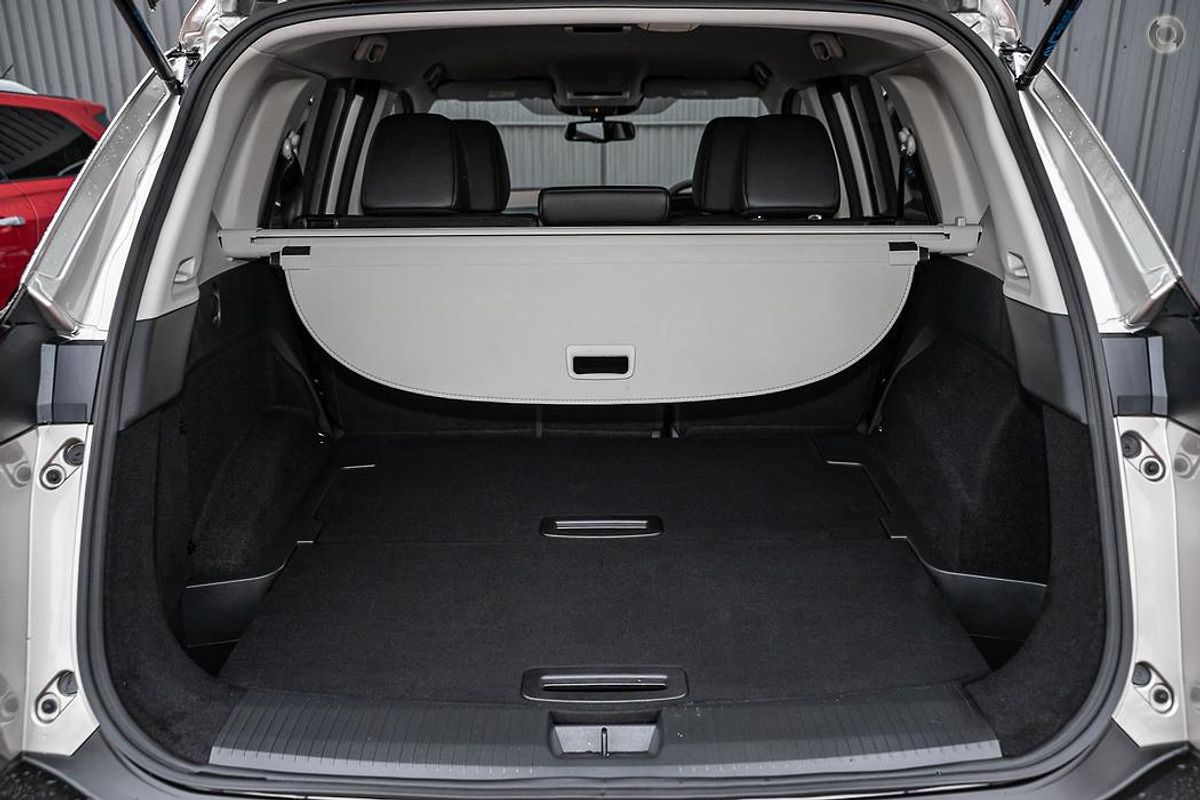 2024 Nissan X-TRAIL ST-L T33