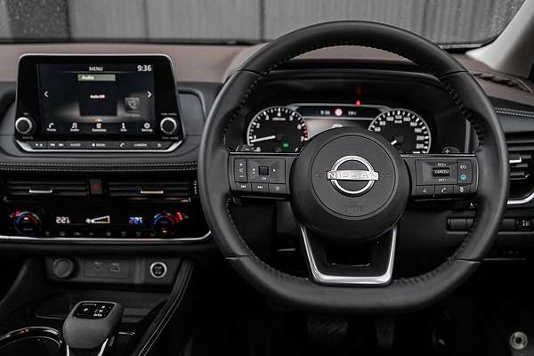 2024 Nissan X-TRAIL ST-L T33