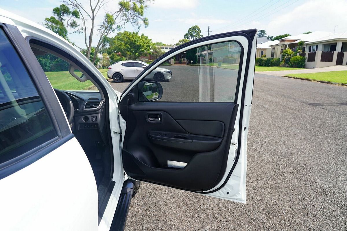 2018 Mitsubishi Triton GLX Plus (4x4) MQ MY18 4X4