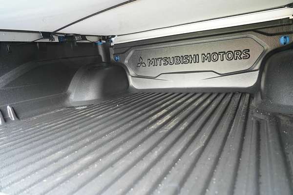 2016 Mitsubishi Triton GLS (4x4) MQ MY16 4X4