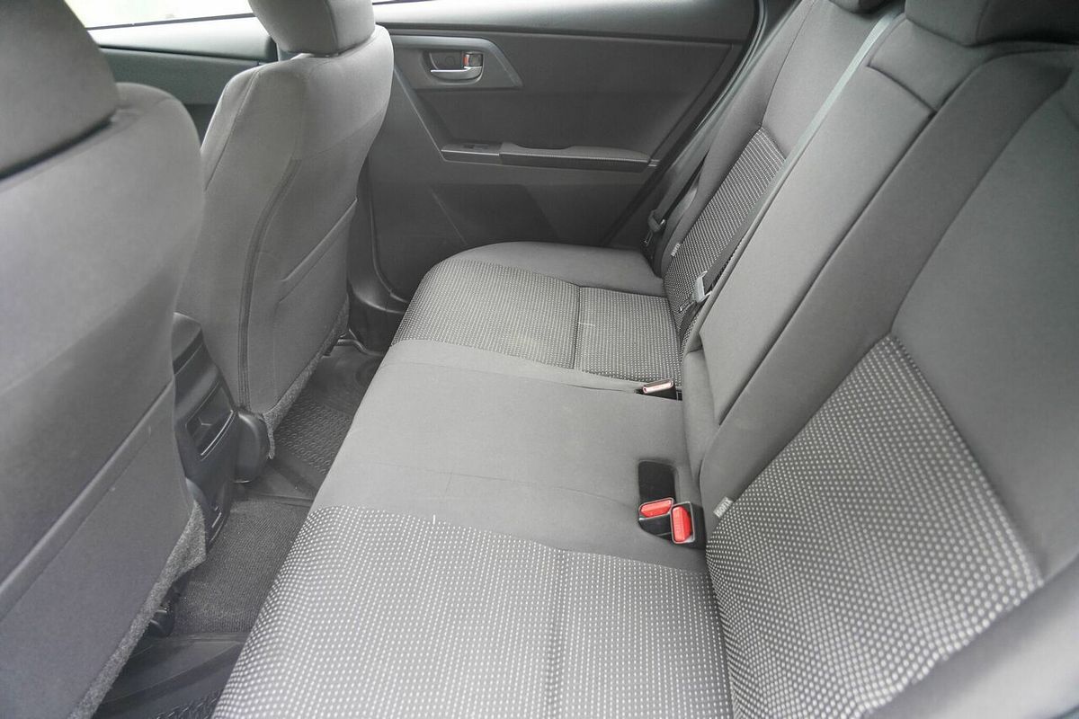 2015 Toyota Corolla Ascent Sport ZRE182R