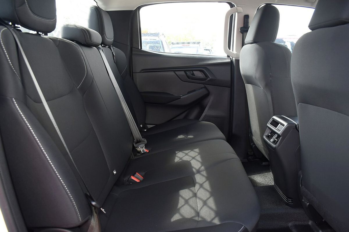 2024 Isuzu D-MAX SX High Ride Rear Wheel Drive