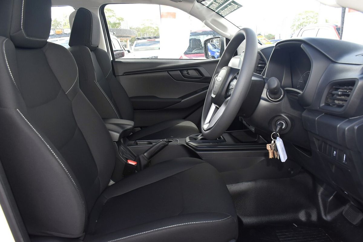 2024 Isuzu D-MAX SX High Ride Rear Wheel Drive