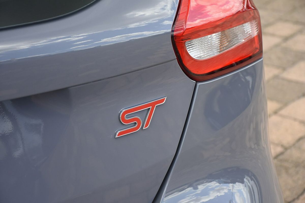 2017 Ford Focus ST LZ