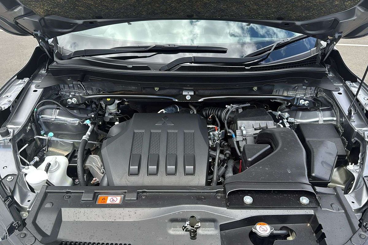 2022 Mitsubishi Eclipse Cross ES YB