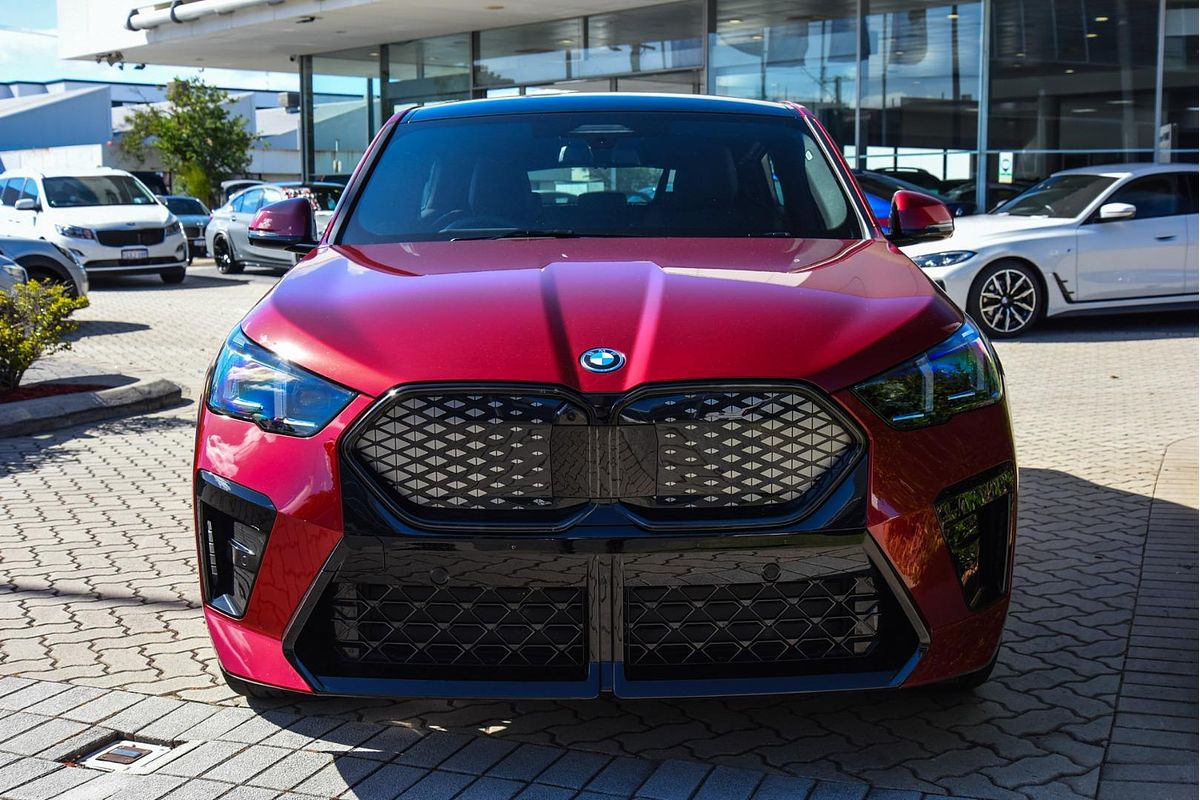 2024 BMW iX2 eDrive20 M Sport U10