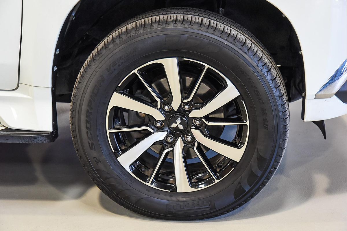 2016 Mitsubishi Pajero Sport GLS QE