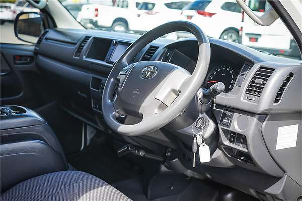 2018 Toyota Hiace Commuter KDH223R