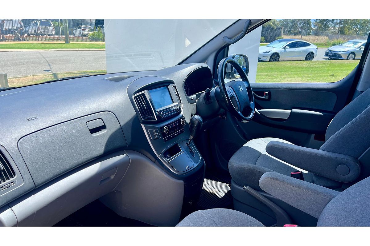 2019 Hyundai iMax Active TQ4