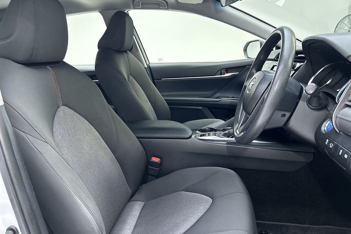 2021 Toyota Camry Ascent AXVH70R