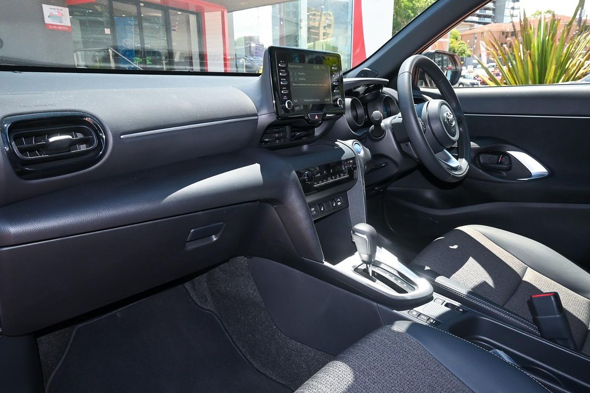 2023 Toyota Yaris Cross Urban MXPJ10R