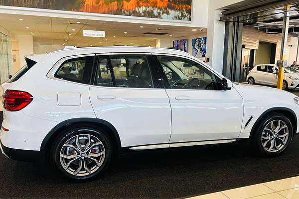 2021 BMW X3 sDrive20i G01