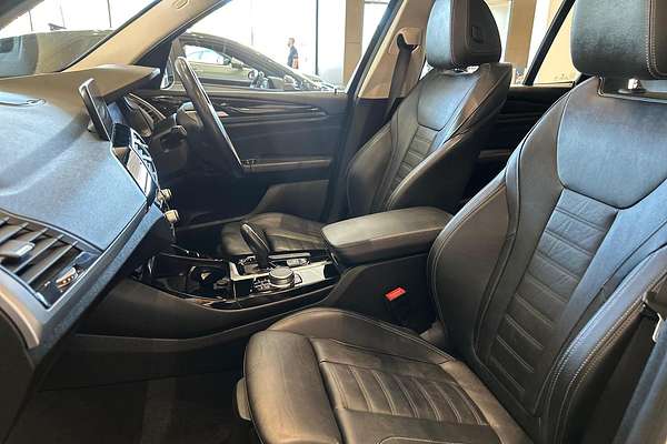 2021 BMW X3 sDrive20i G01