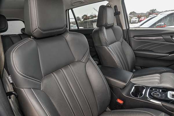 2023 Isuzu MU-X LS-T