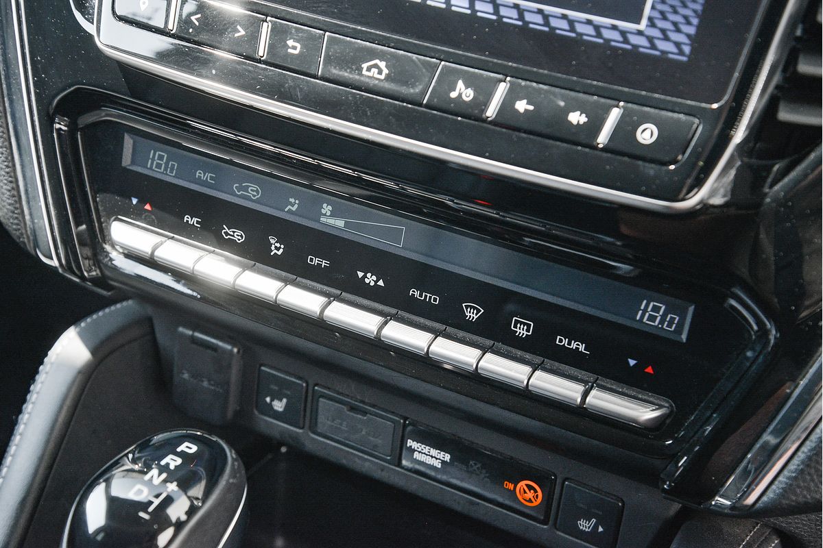 2023 Isuzu MU-X LS-T