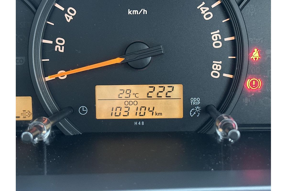 2017 Toyota Hiace Commuter KDH223R