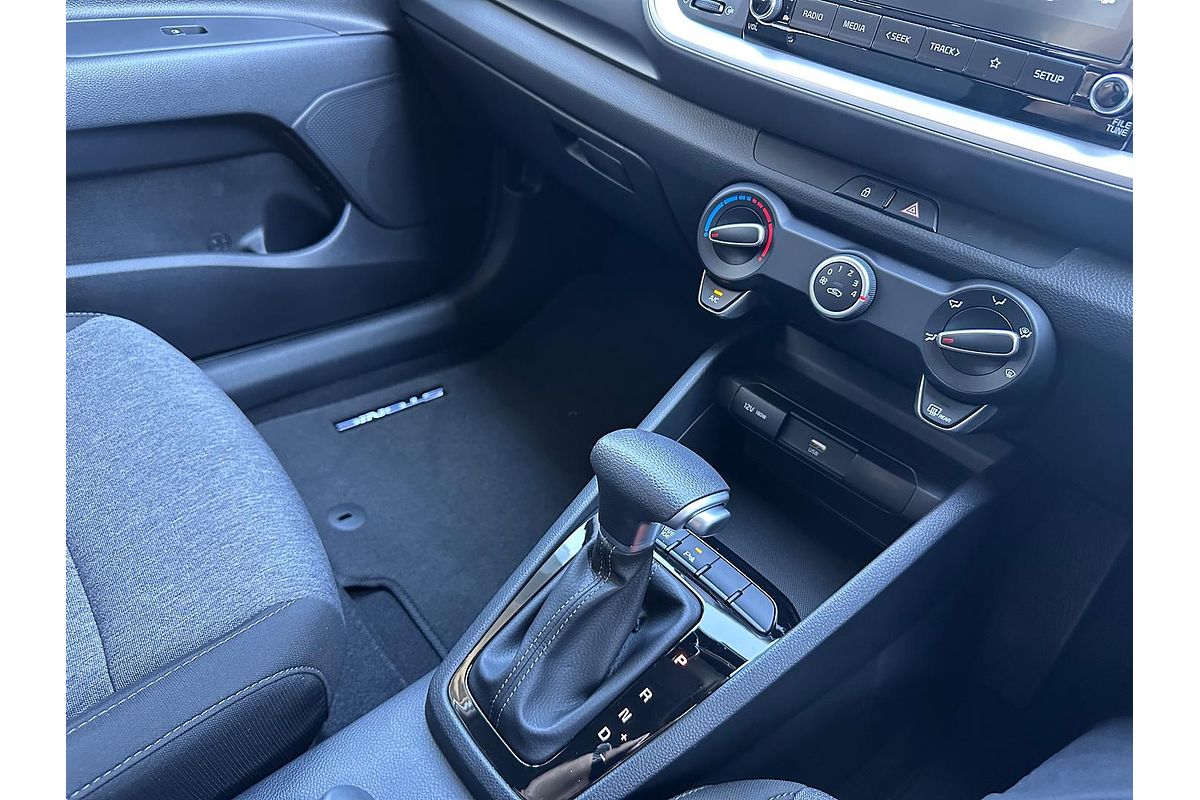 2024 Kia Stonic S YB