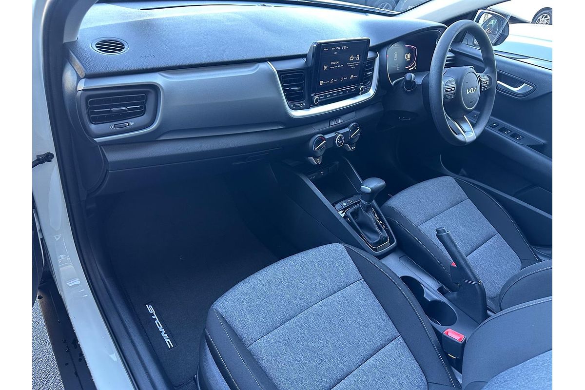 2024 Kia Stonic S YB