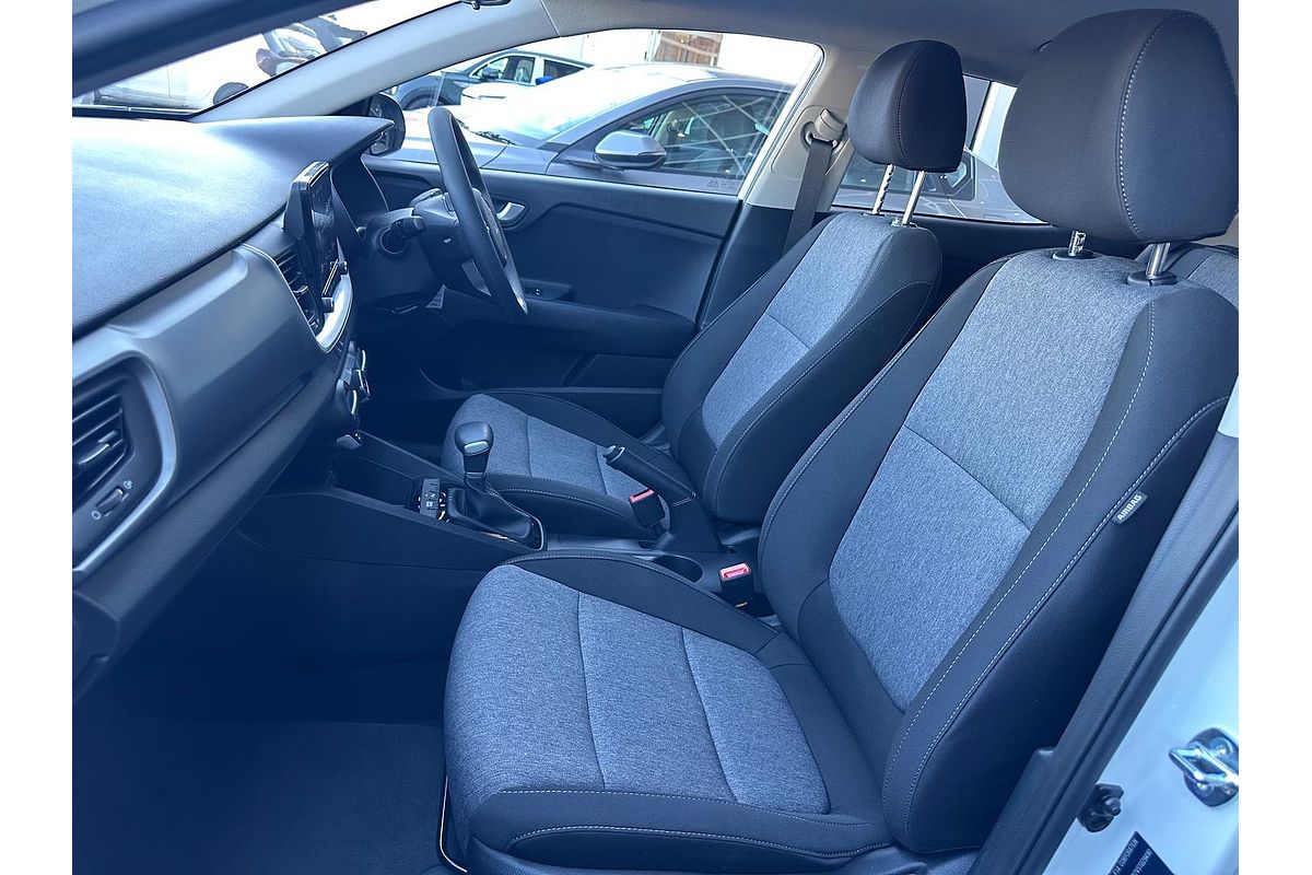 2024 Kia Stonic S YB