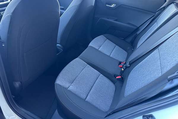2024 Kia Stonic S YB