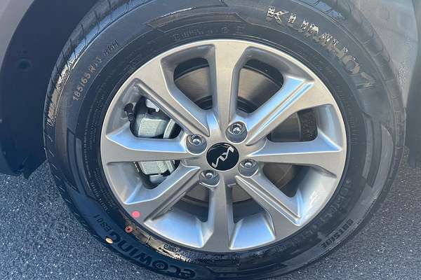 2024 Kia Stonic S YB