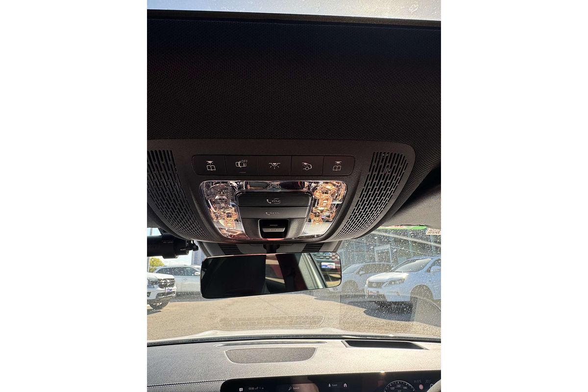 2015 Mercedes-Benz GLA-Class GLA250 X156