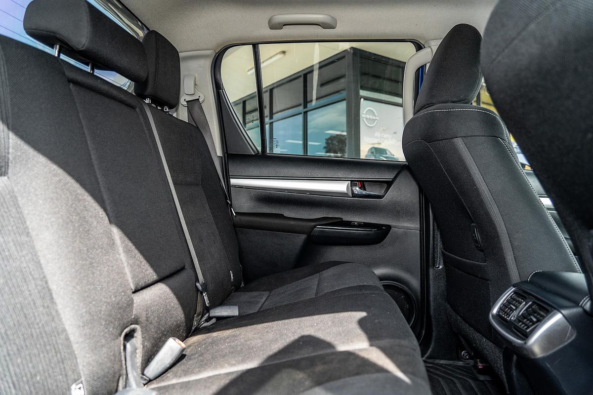 2021 Toyota Hilux SR5 GUN126R 4X4