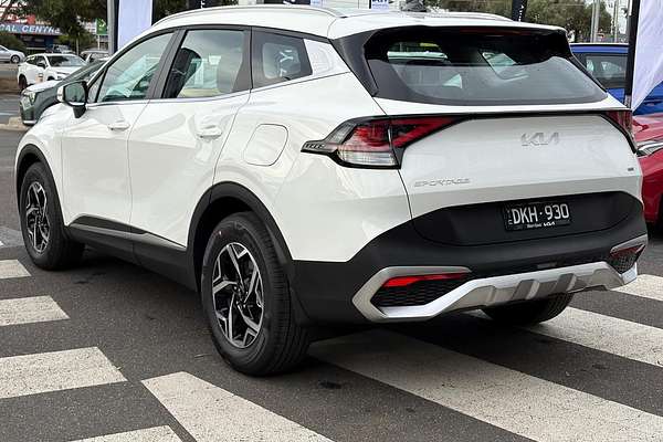 2024 Kia Sportage S NQ5