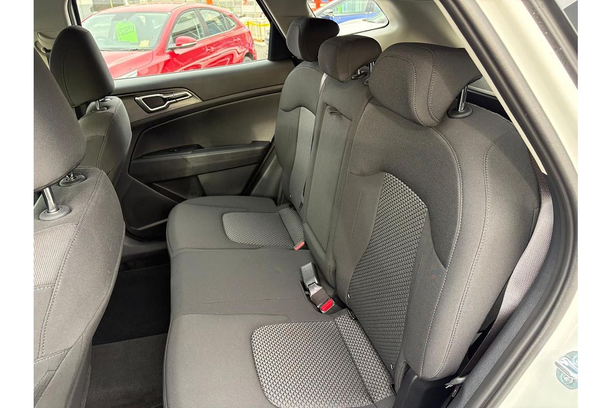 2024 Kia Sportage S NQ5