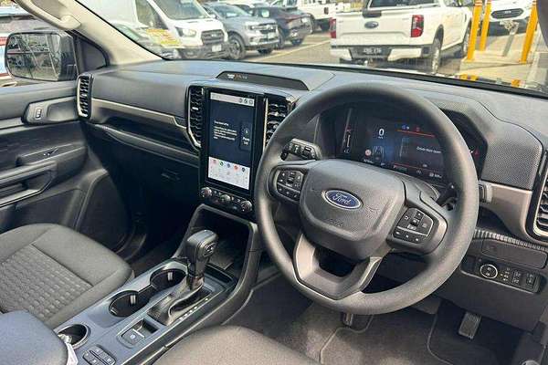 2024 Ford Everest Ambiente