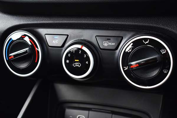 2024 Hyundai Venue Active QX.V5