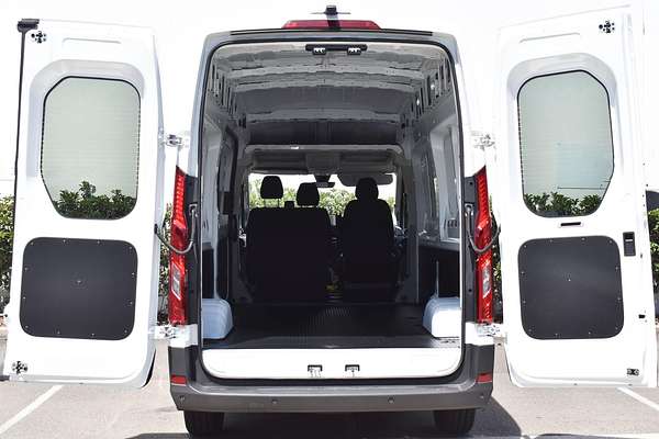 2024 LDV Deliver 9 LWB