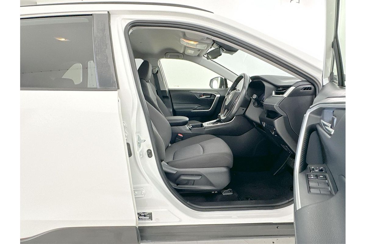 2020 Toyota RAV4 GXL AXAH52R