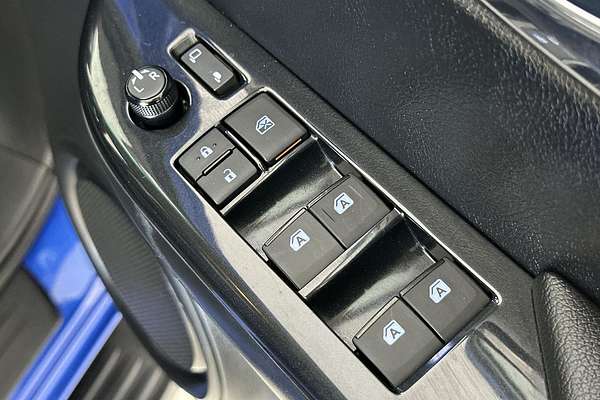 2023 Toyota Hilux SR5 GUN126R 4X4