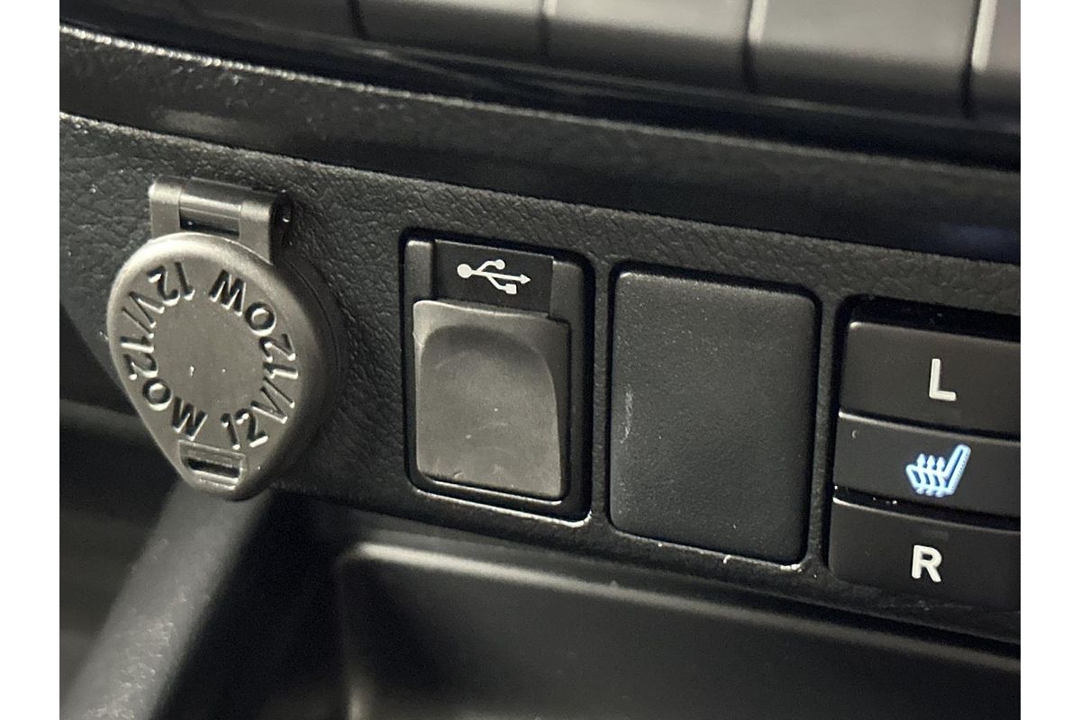 2023 Toyota Hilux SR5 GUN126R 4X4