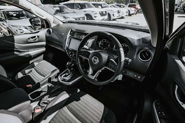 2024 Nissan Navara Black Edition D23 4X4