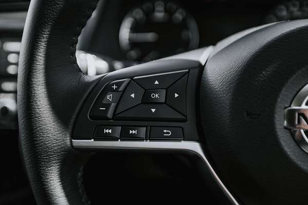 2024 Nissan Navara ST D23 4X4
