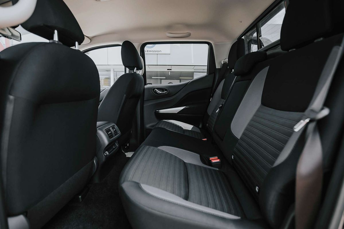 2024 Nissan Navara Black Edition D23 4X4