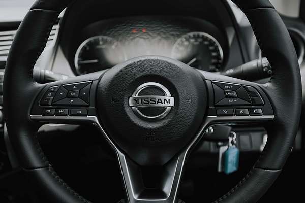 2024 Nissan Navara Black Edition D23 4X4
