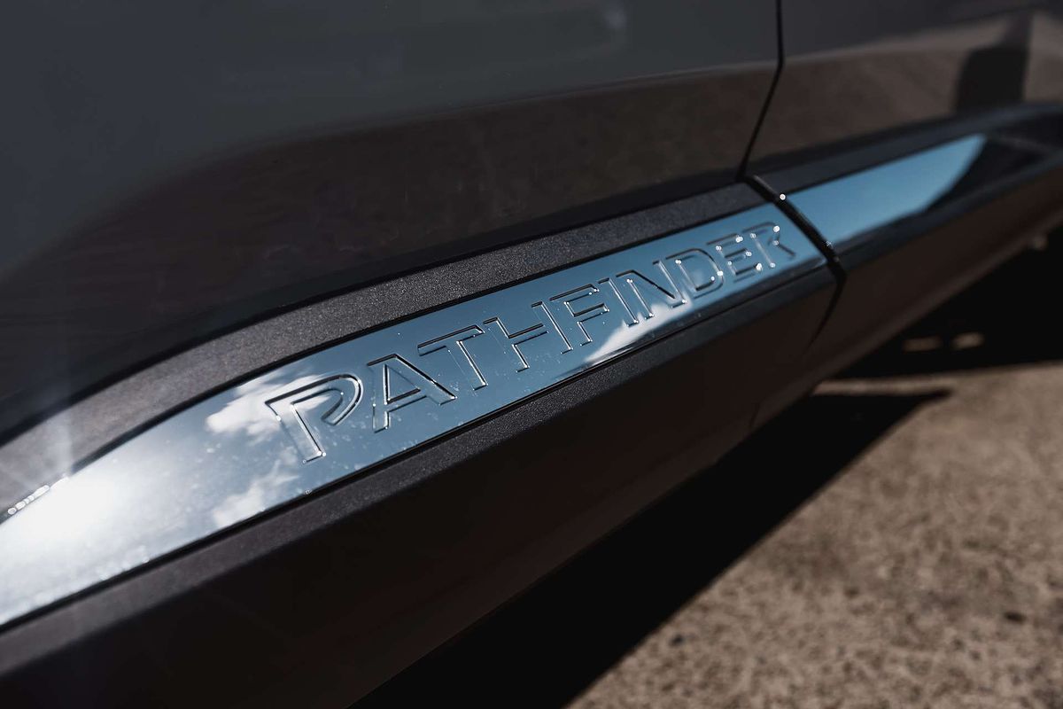 2024 Nissan Pathfinder Ti-L R53