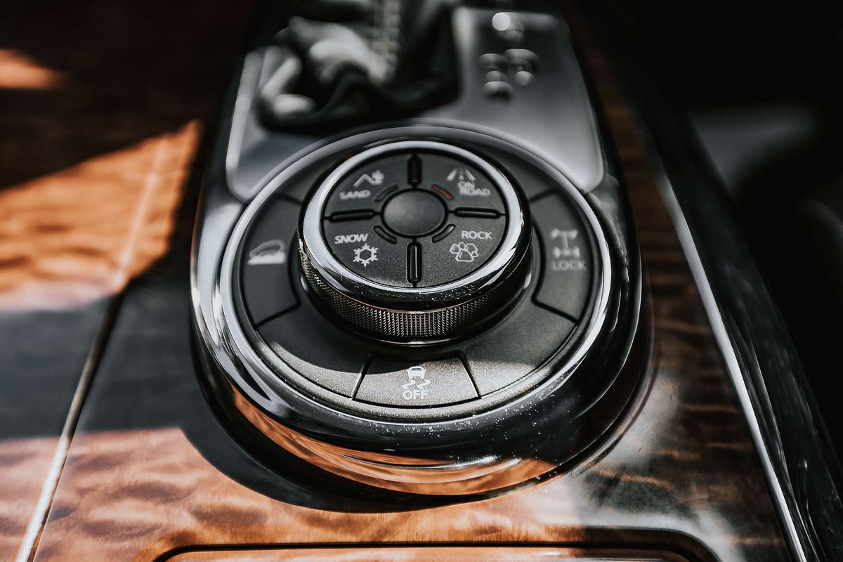 2022 Nissan Patrol Ti-L Y62