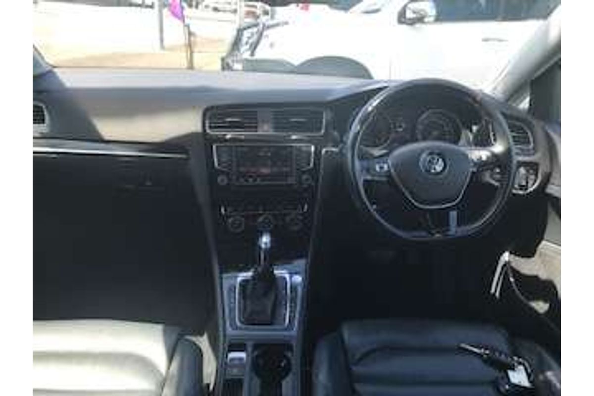 2015 Volkswagen Golf 90TSI 7