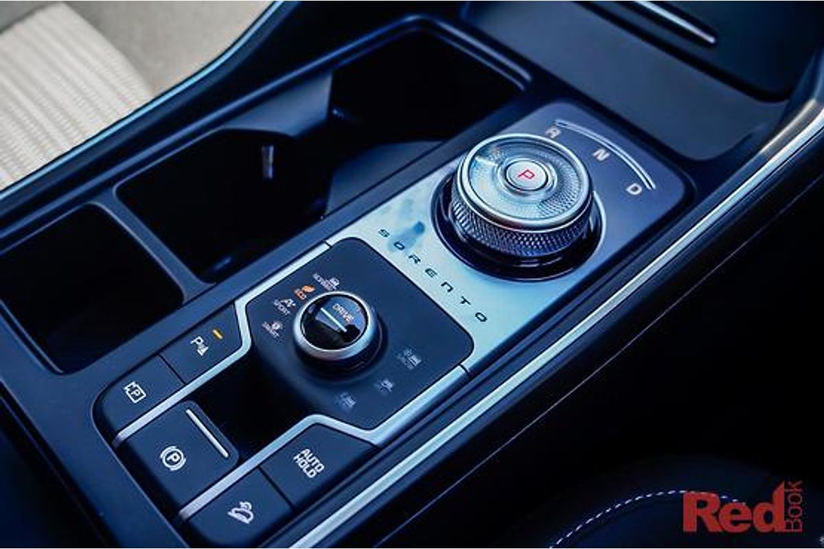 2025 Kia Sorento S MQ4 PE