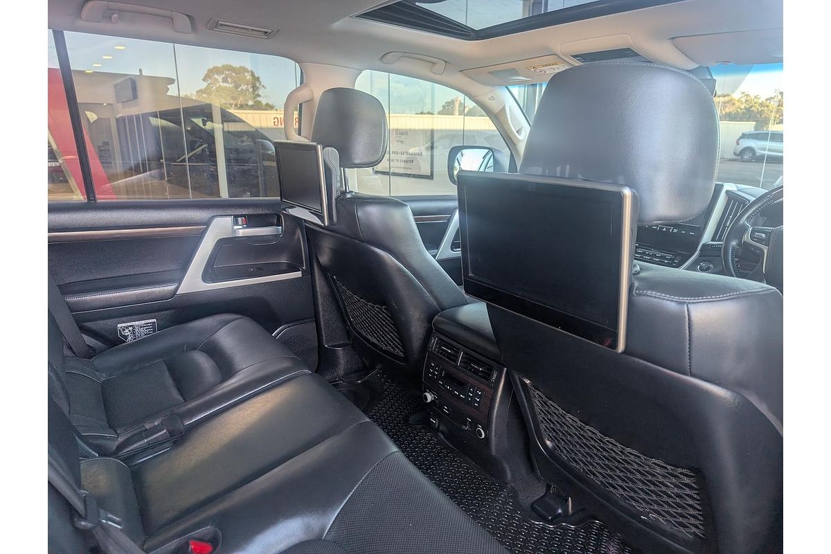 2021 Toyota Landcruiser Sahara VDJ200R