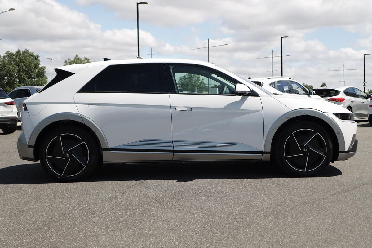 2025 Hyundai IONIQ 5 DYNAMIQ NE.V5