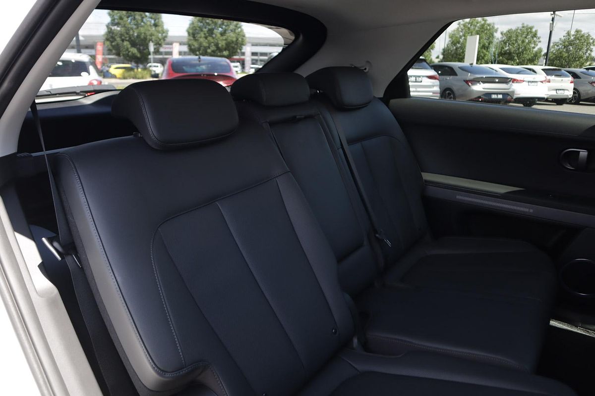 2025 Hyundai IONIQ 5 DYNAMIQ NE.V5