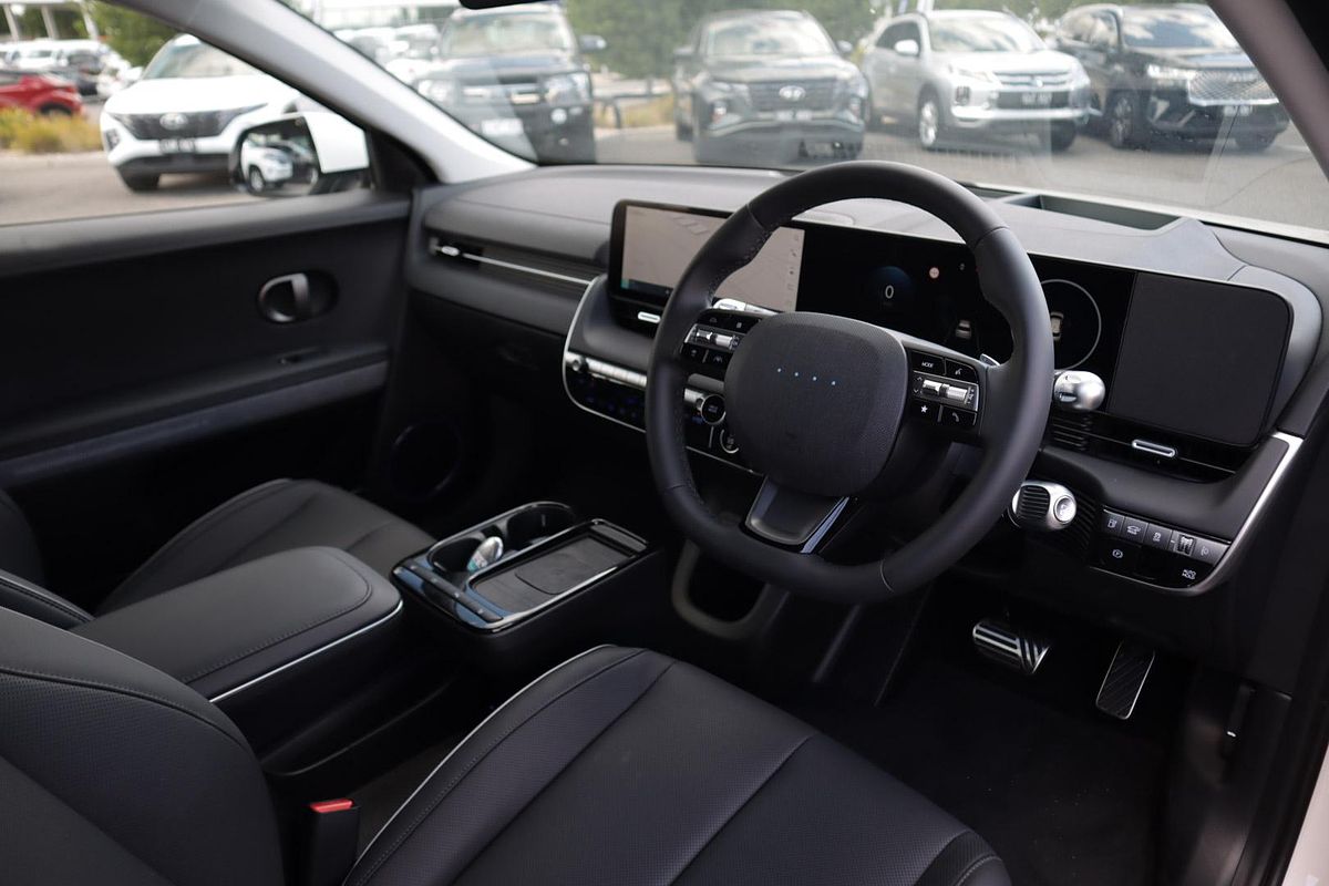 2025 Hyundai IONIQ 5 DYNAMIQ NE.V5