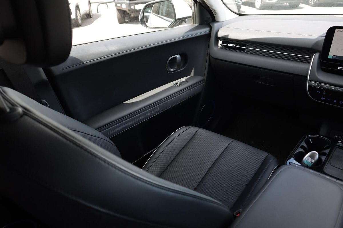 2025 Hyundai IONIQ 5 DYNAMIQ NE.V5